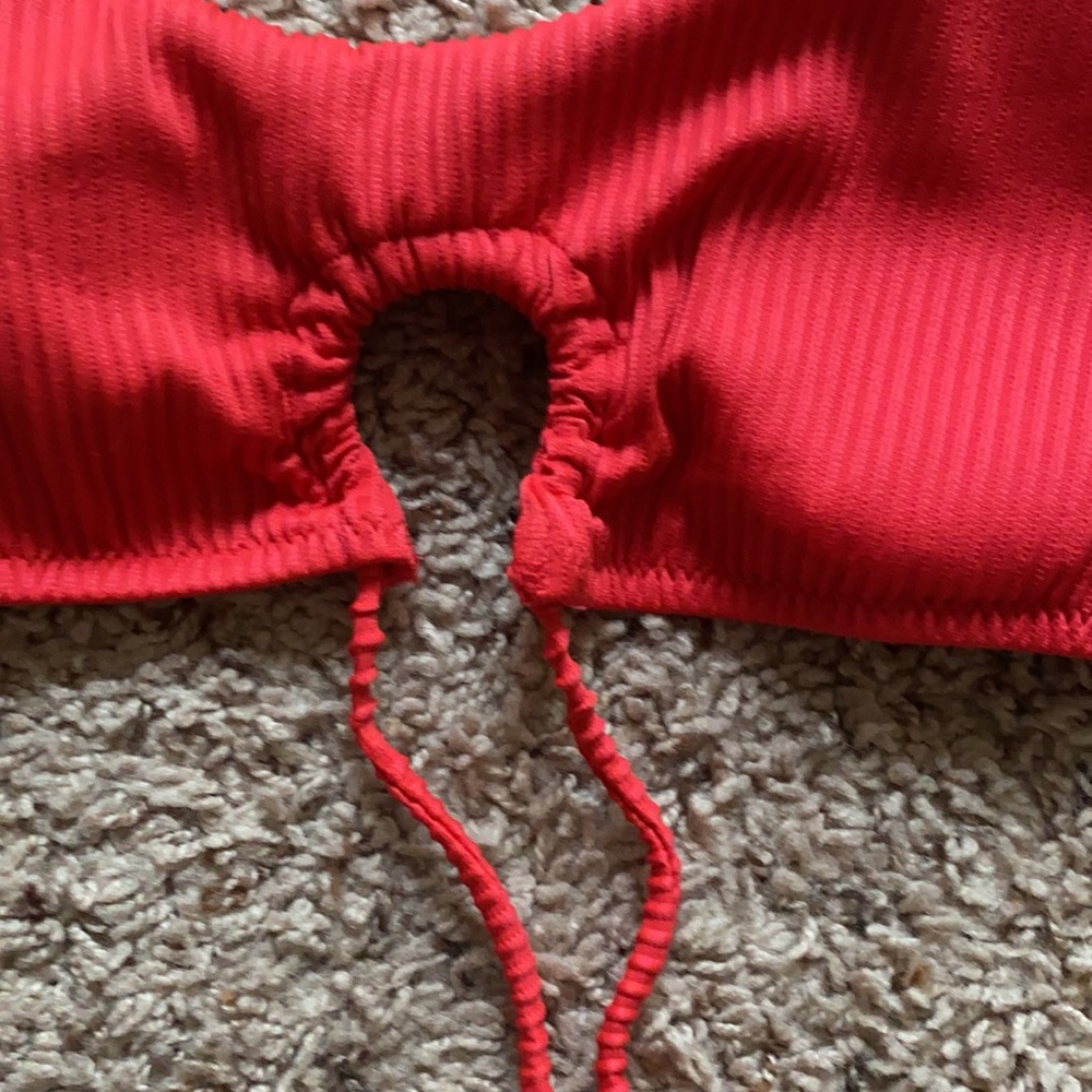 EXPRESS SWIM TOP - Picture 3 of 5